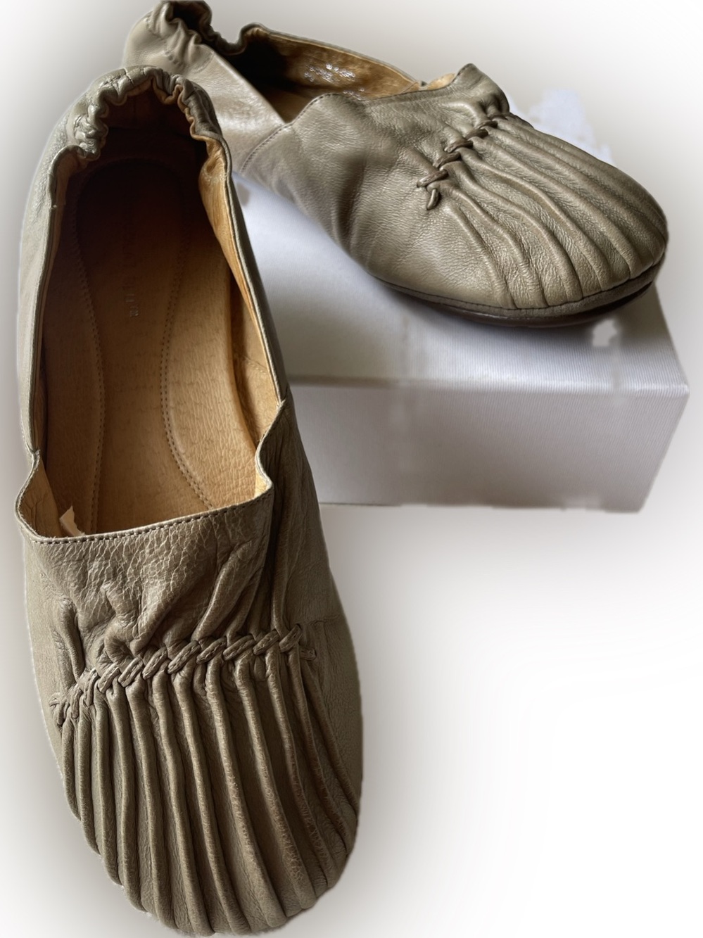 Chocolat Blu Olive Italian Leather Cam 2 Gathered Ballet Flats Size 8.5